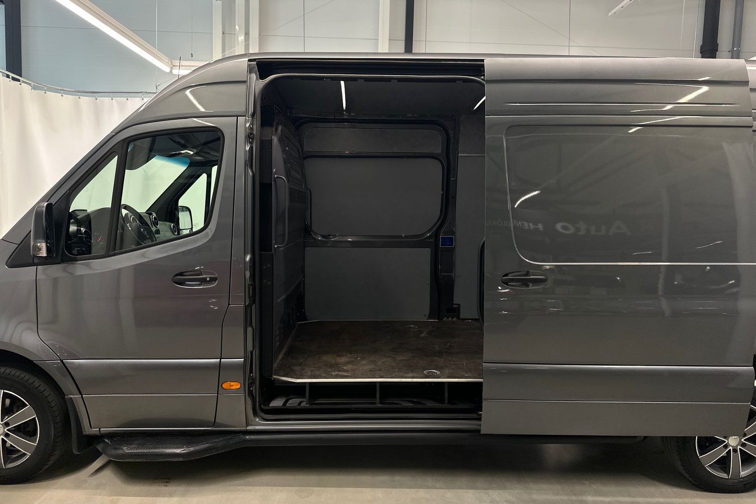 Mercedes-Benz Sprinter vaihtoauto