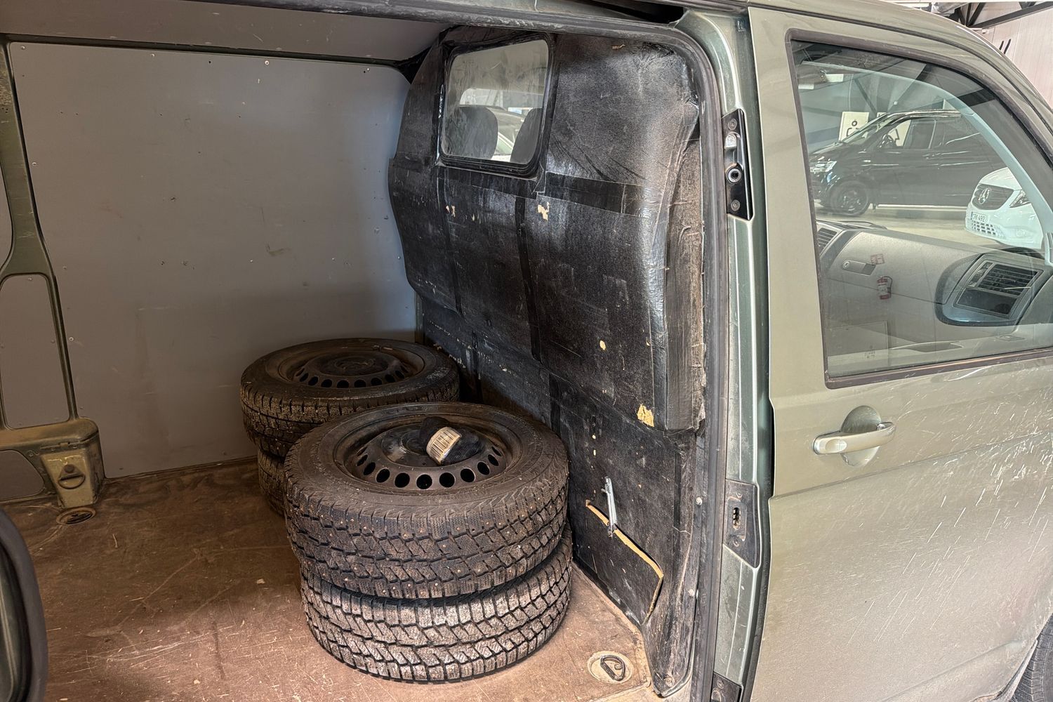 Volkswagen Transporter vaihtoauto
