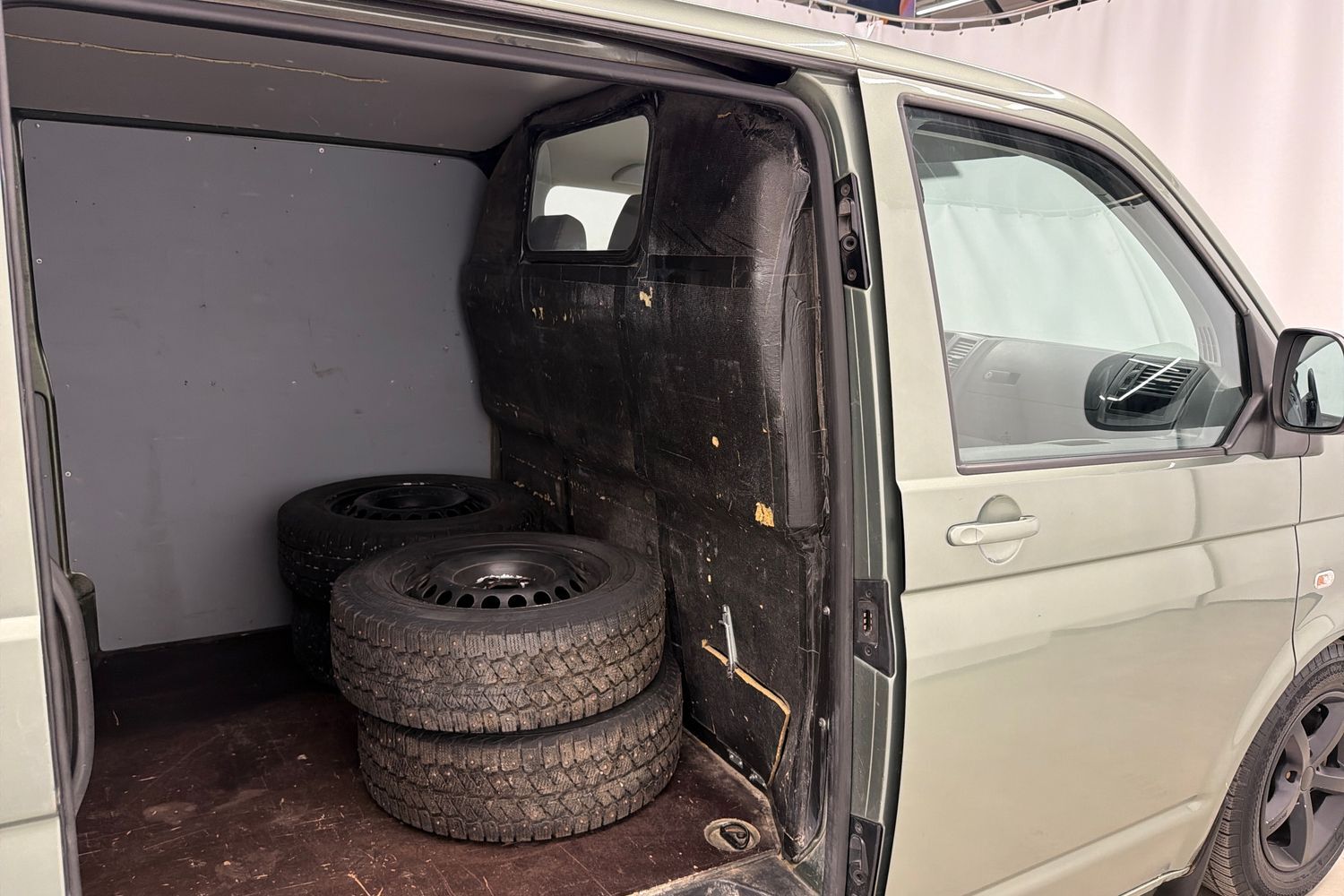 Volkswagen Transporter vaihtoauto