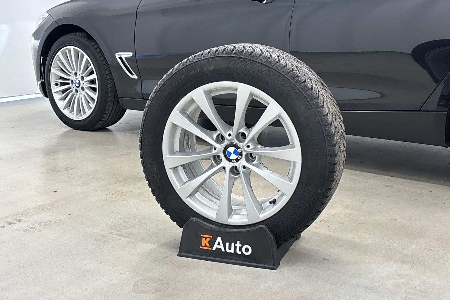 BMW 320 vaihtoauto
