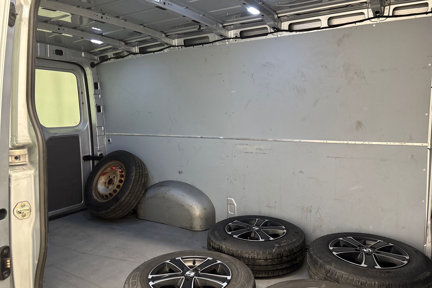 Volkswagen Crafter vaihtoauto