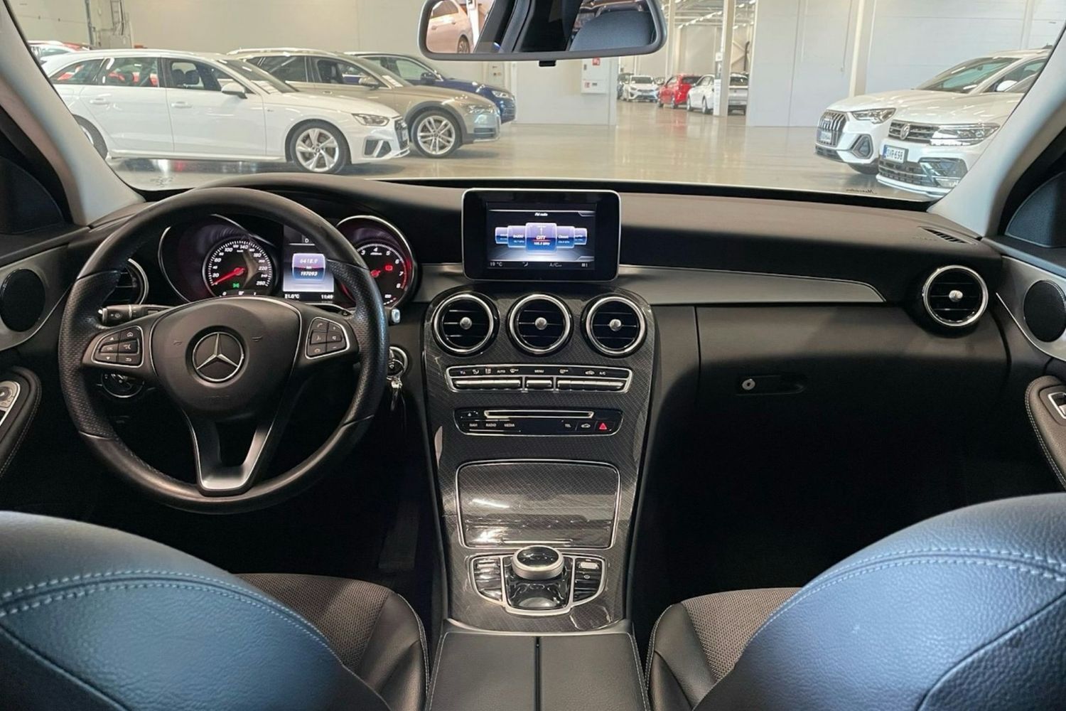 Mercedes-Benz C vaihtoauto