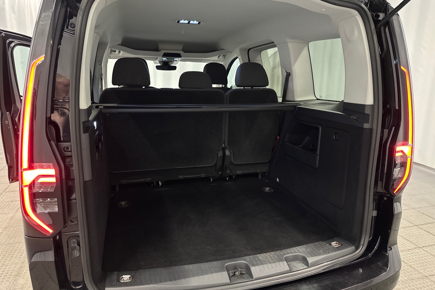 Volkswagen Caddy vaihtoauto