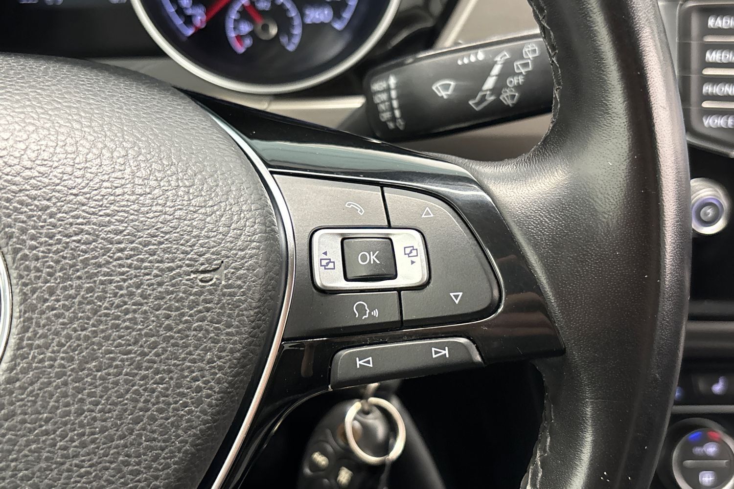 Volkswagen Touran vaihtoauto