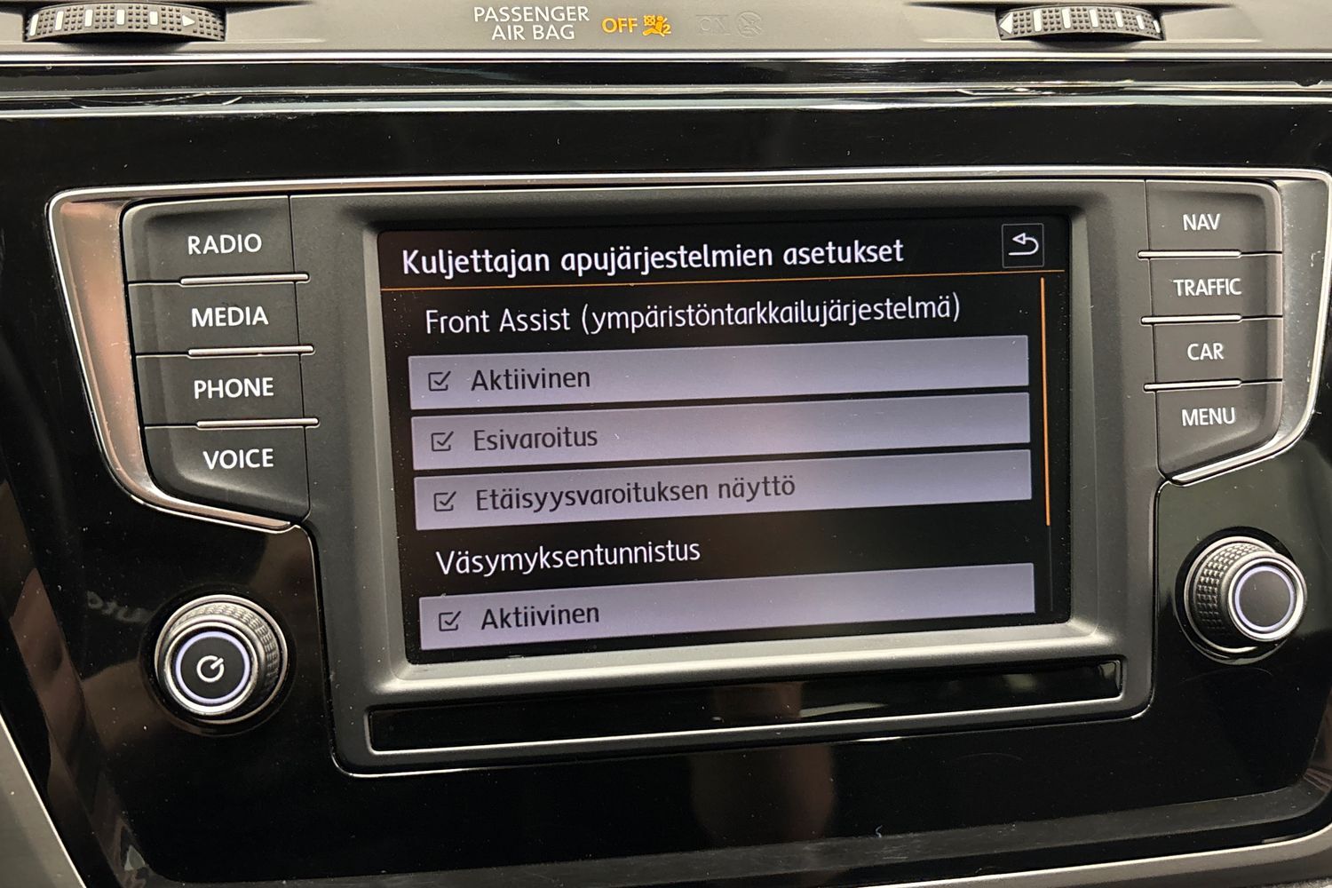 Volkswagen Touran vaihtoauto