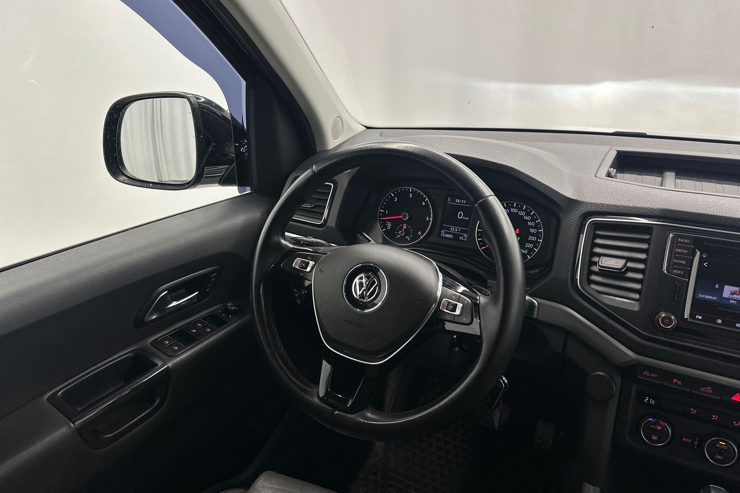 Volkswagen Amarok vaihtoauto
