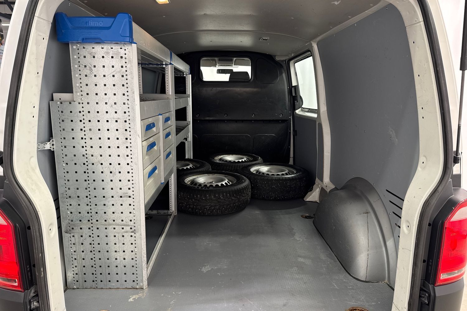 Volkswagen Transporter vaihtoauto