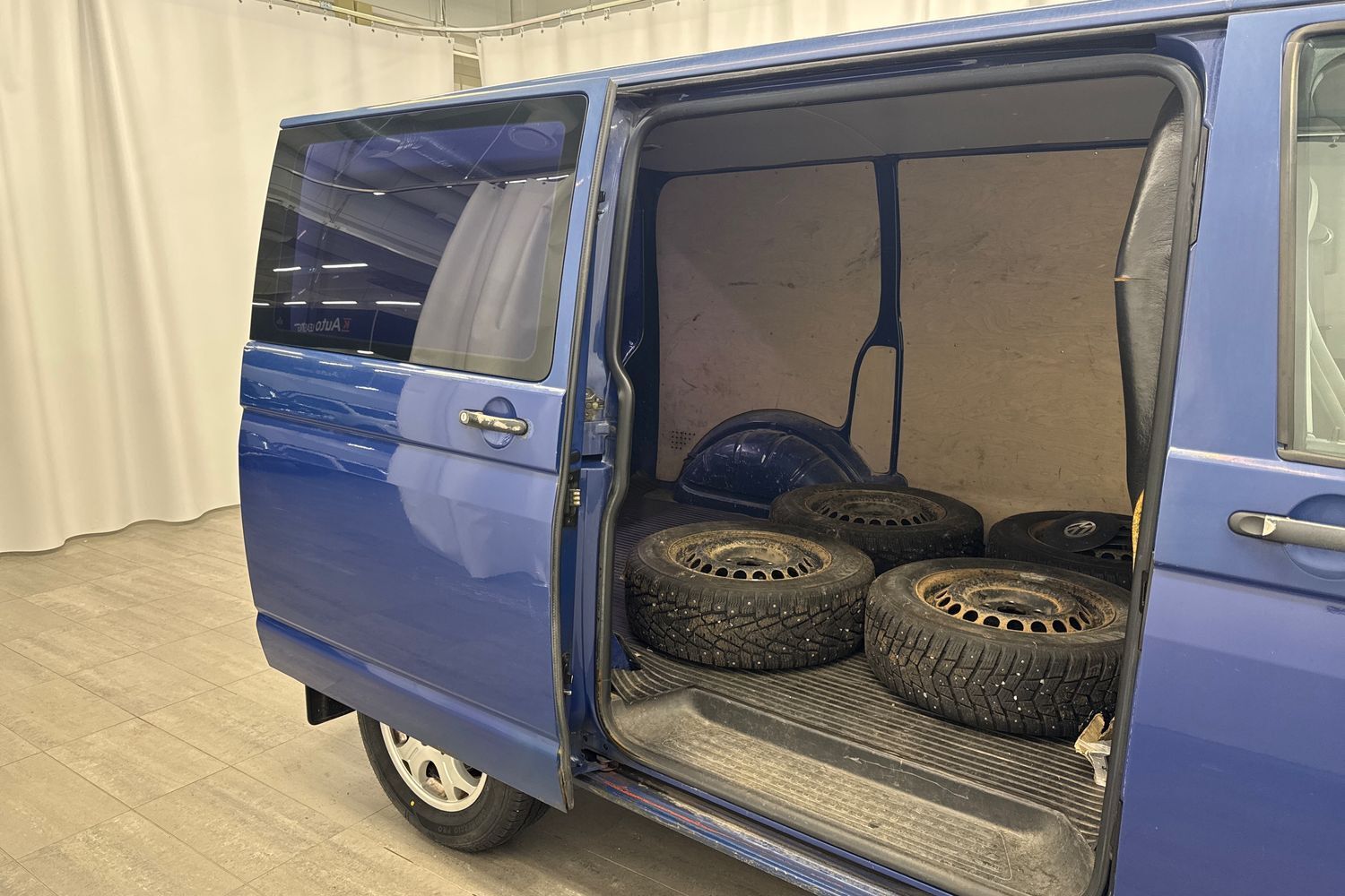Volkswagen Transporter vaihtoauto