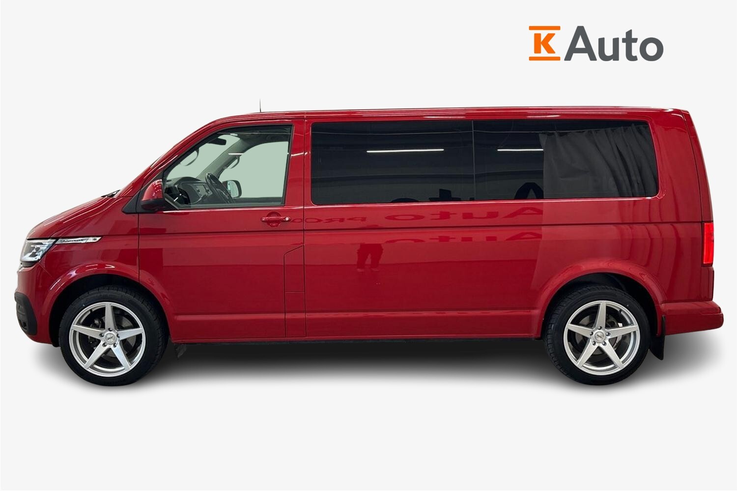 Volkswagen Caravelle vaihtoauto