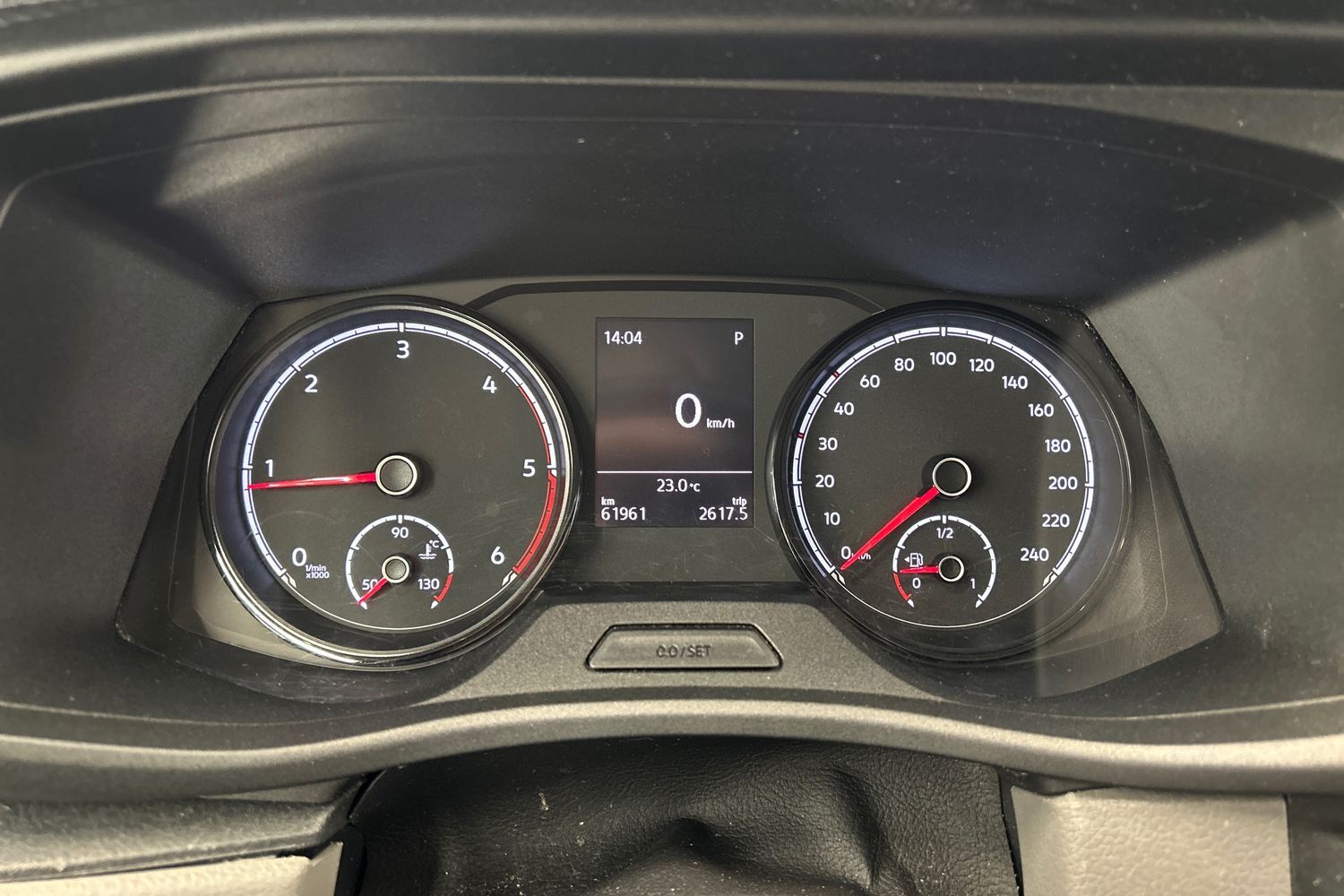 Volkswagen Caravelle vaihtoauto