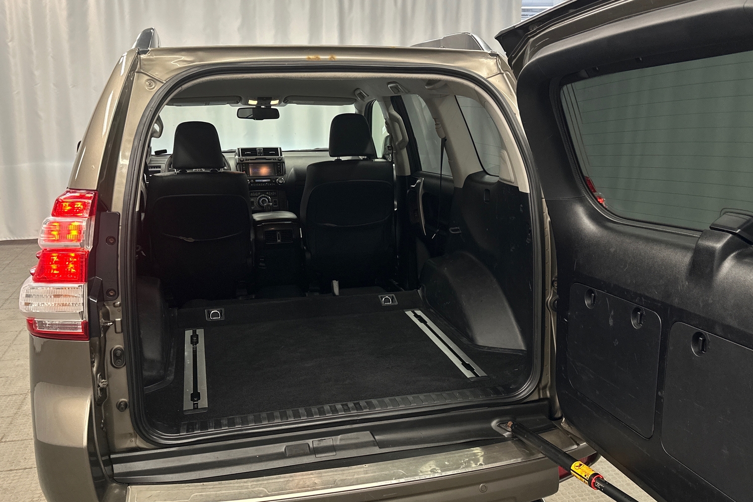 Toyota Land Cruiser vaihtoauto