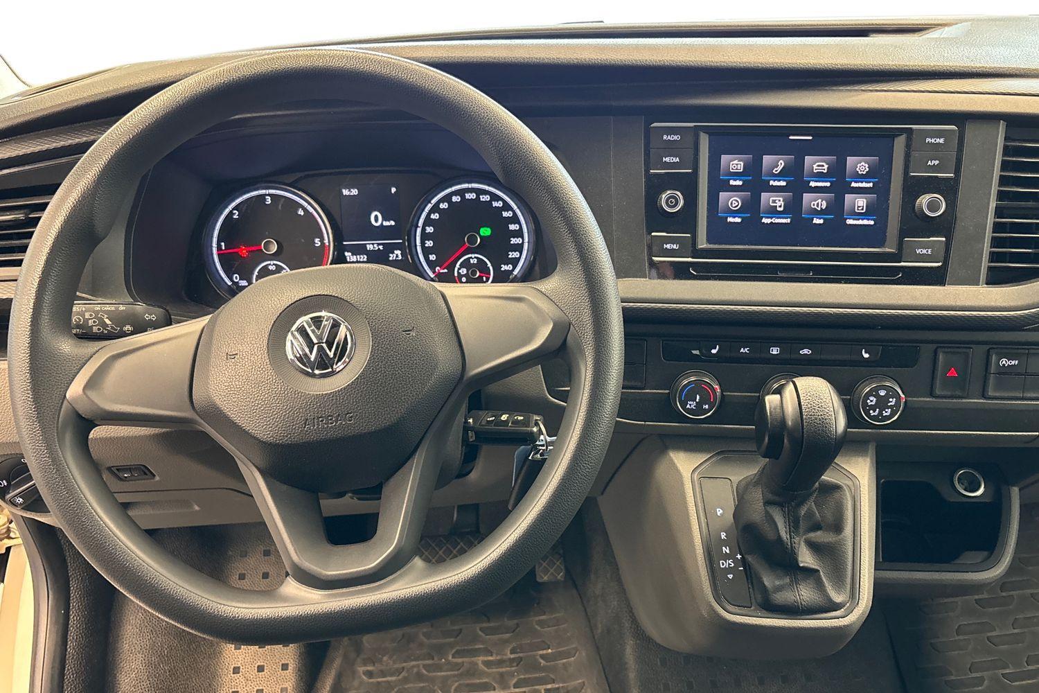 Volkswagen Caravelle vaihtoauto