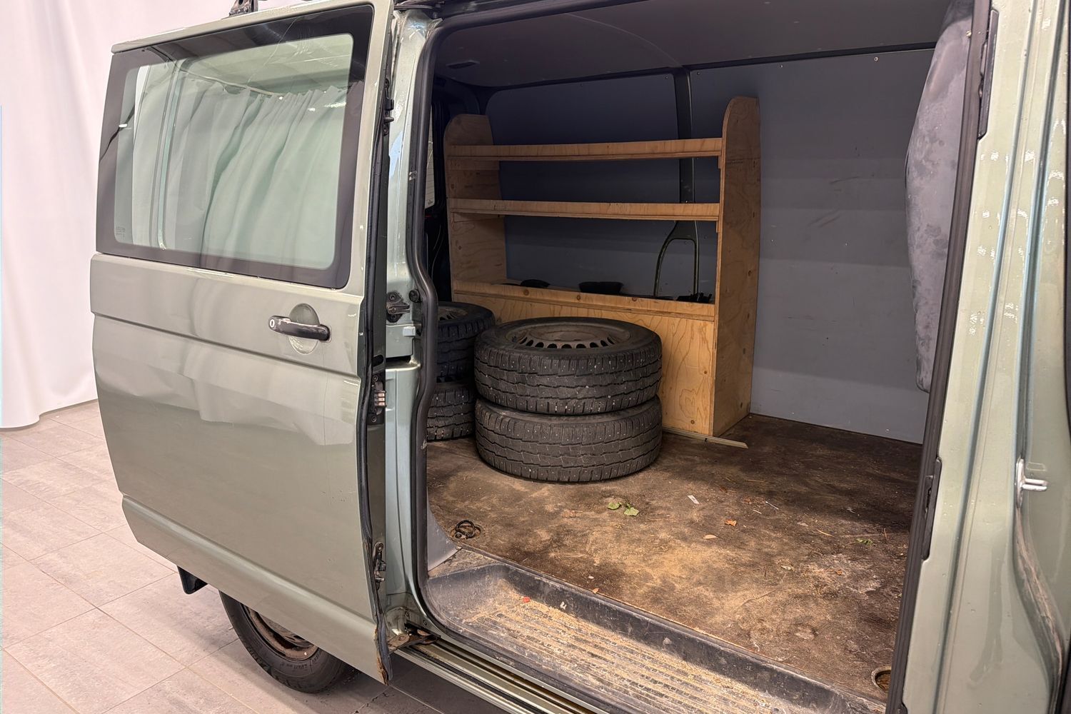 Volkswagen Transporter vaihtoauto
