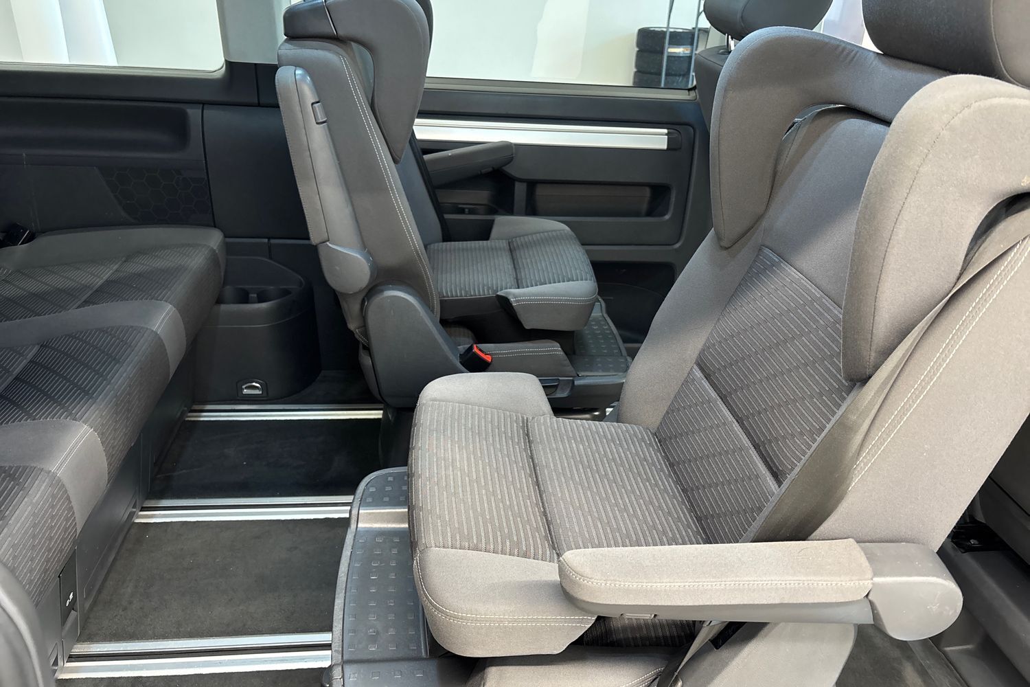 Volkswagen Multivan vaihtoauto