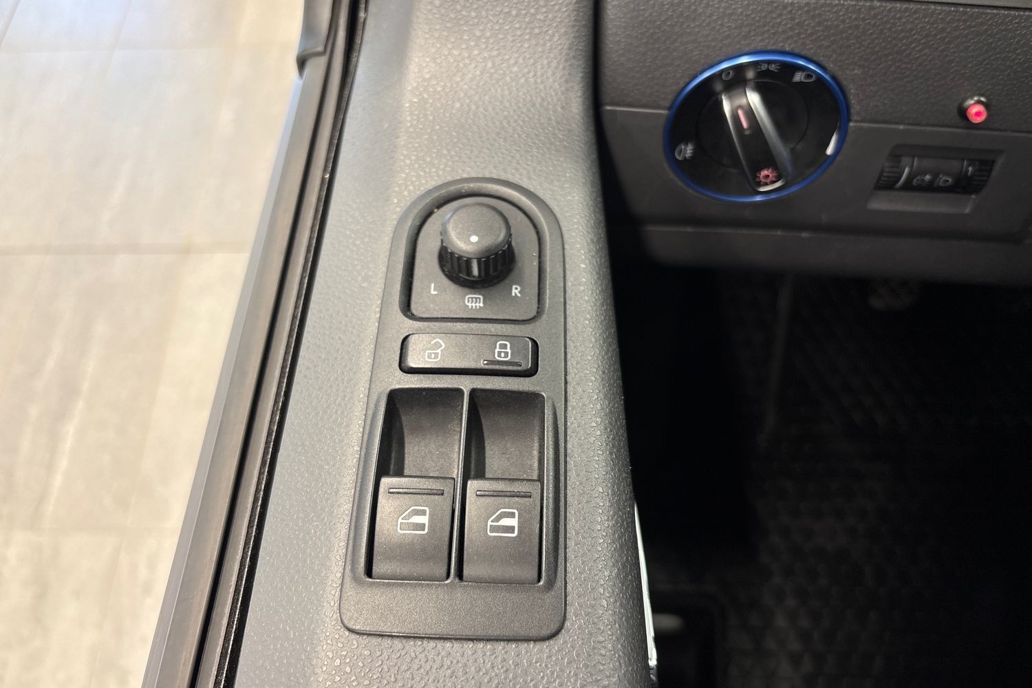 Volkswagen Multivan vaihtoauto