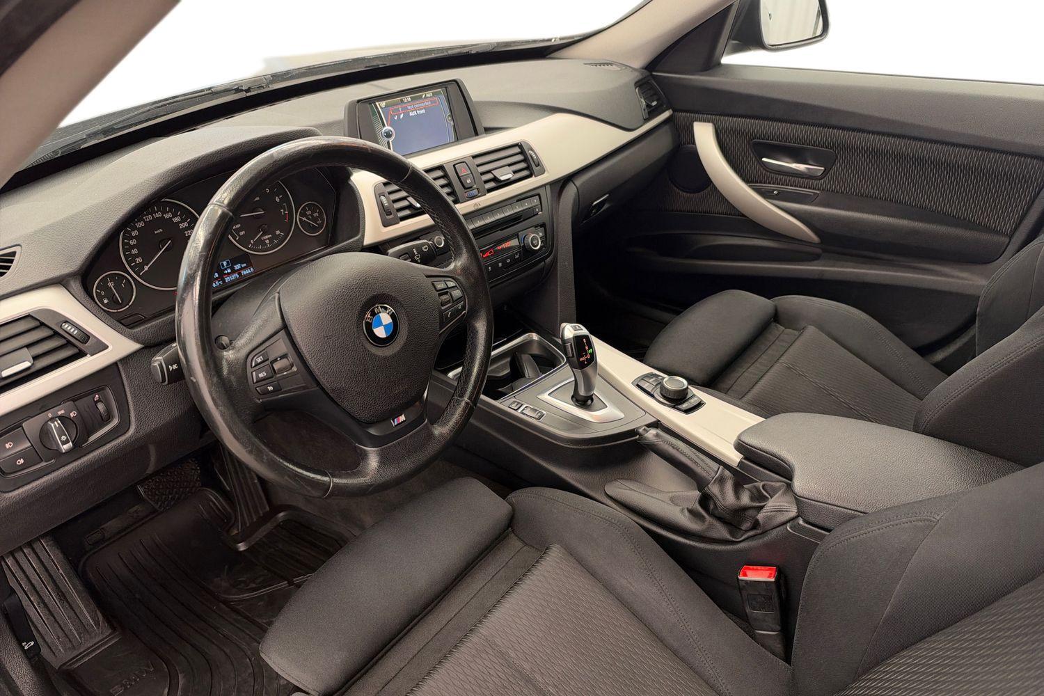 BMW 320 vaihtoauto