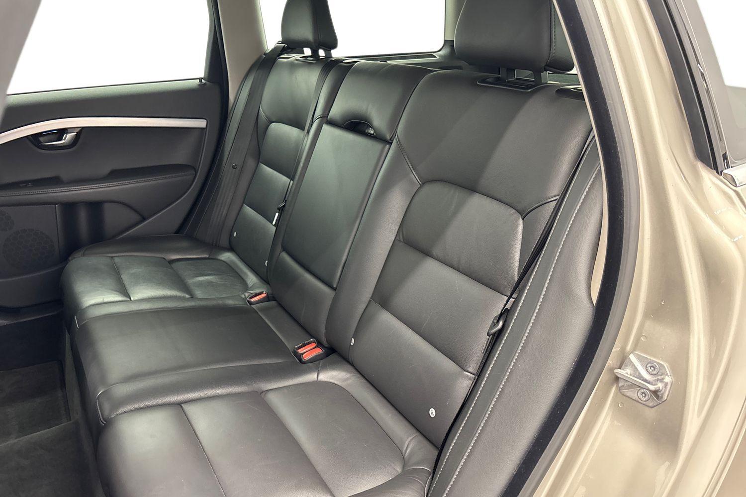 Volvo V70 vaihtoauto