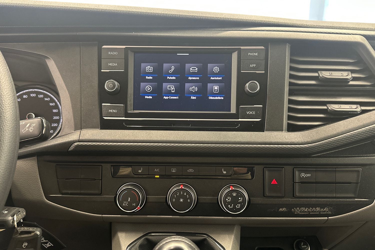 Volkswagen Transporter vaihtoauto