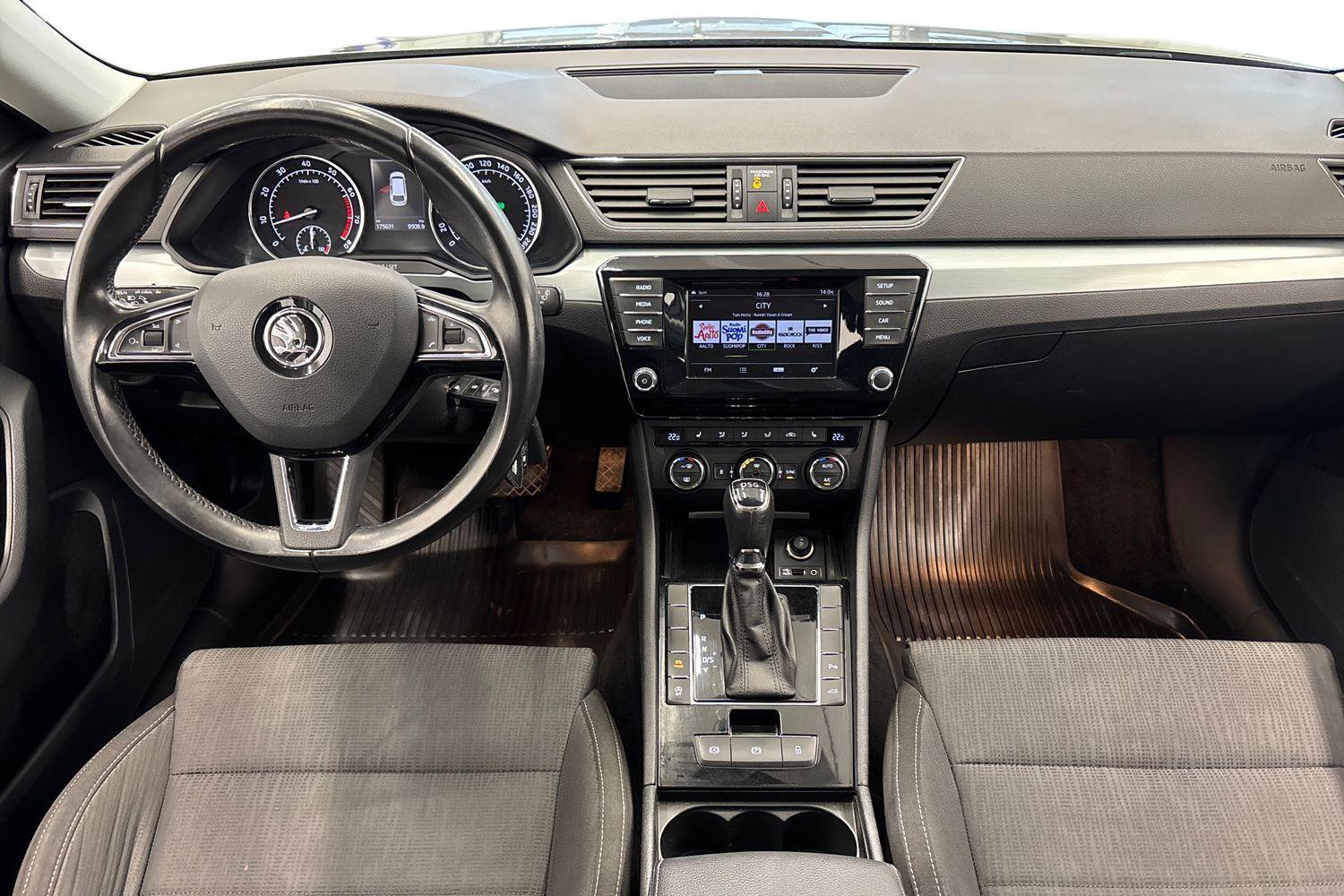Skoda Superb vaihtoauto