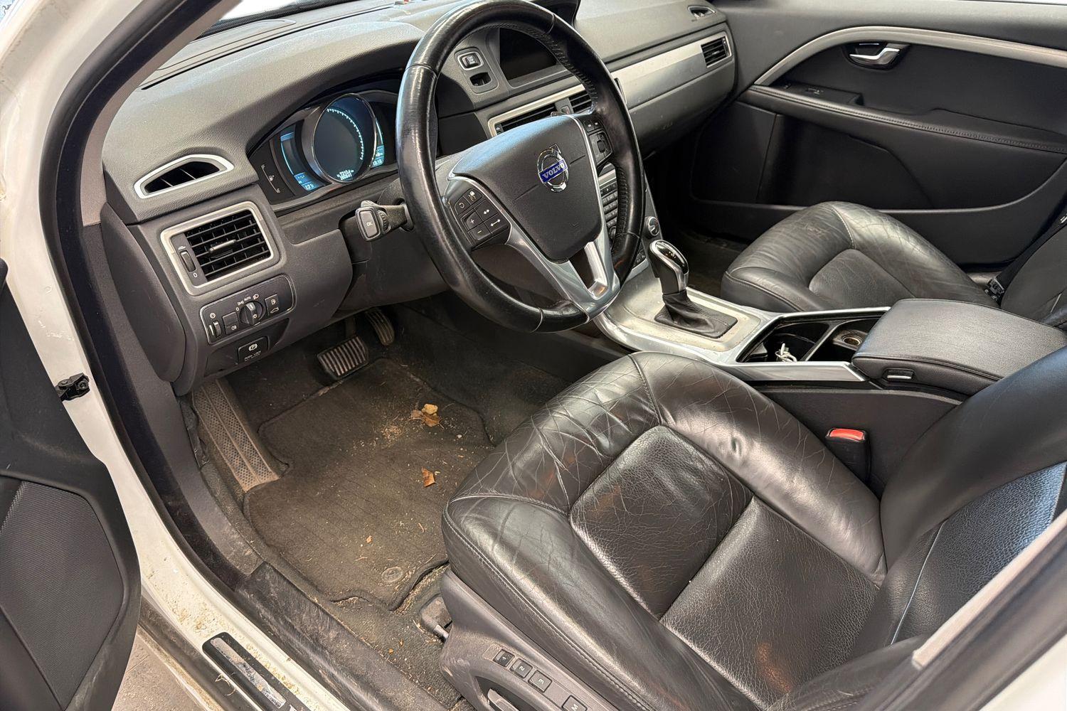 Volvo V70 vaihtoauto