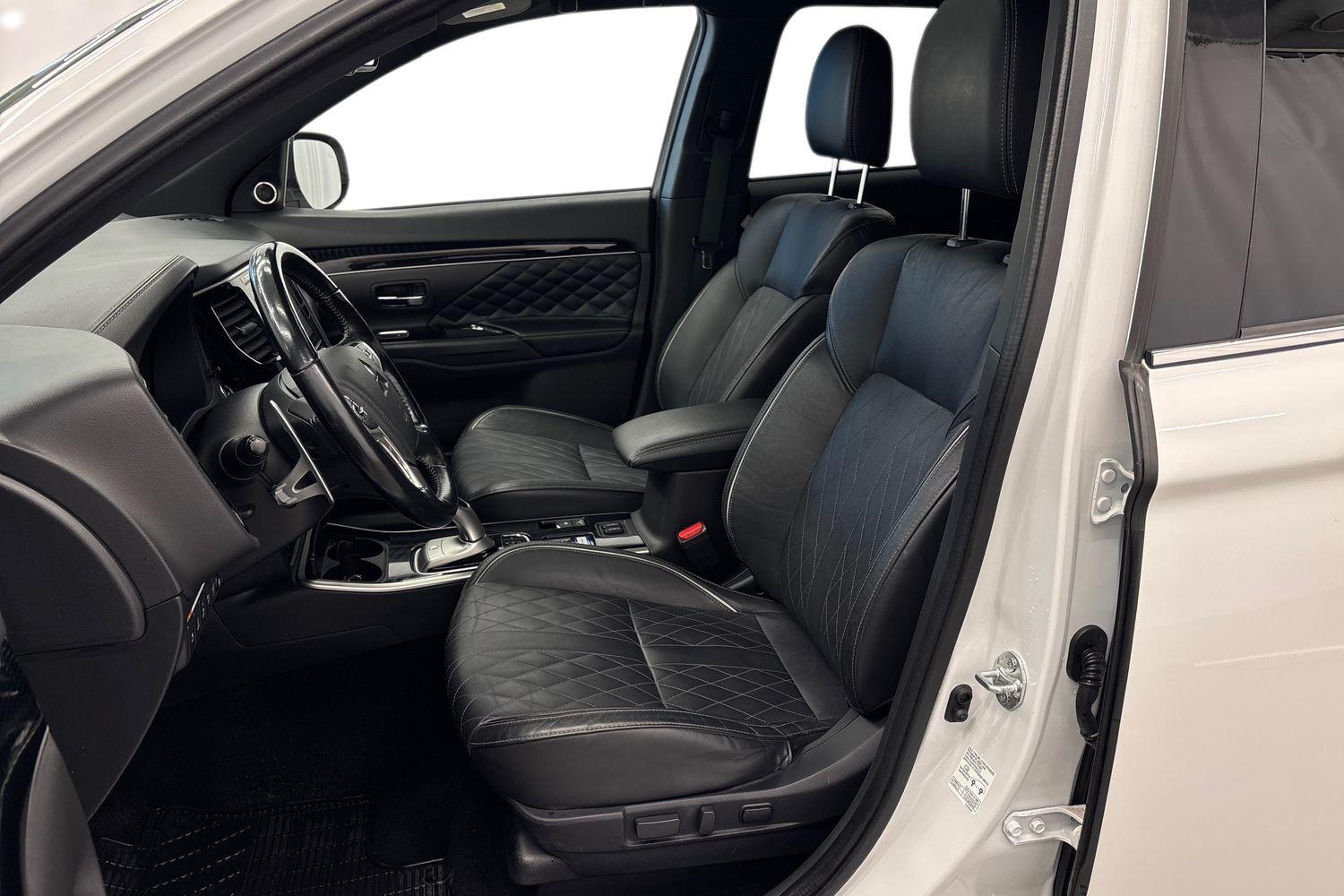 Mitsubishi Outlander PHEV vaihtoauto