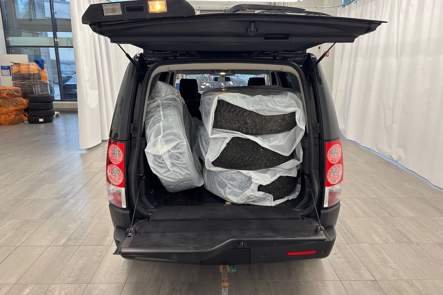 Land Rover Discovery vaihtoauto