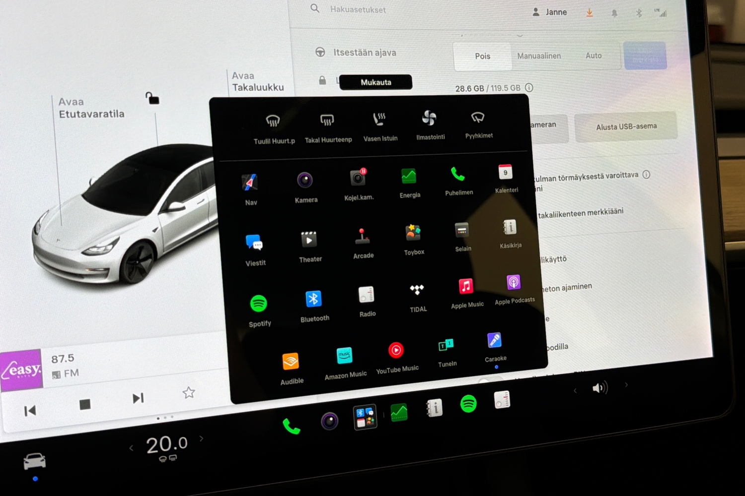 Tesla Model 3 vaihtoauto