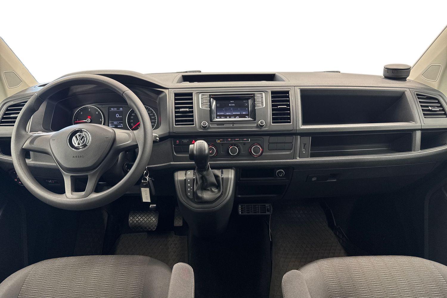 Volkswagen Caravelle vaihtoauto