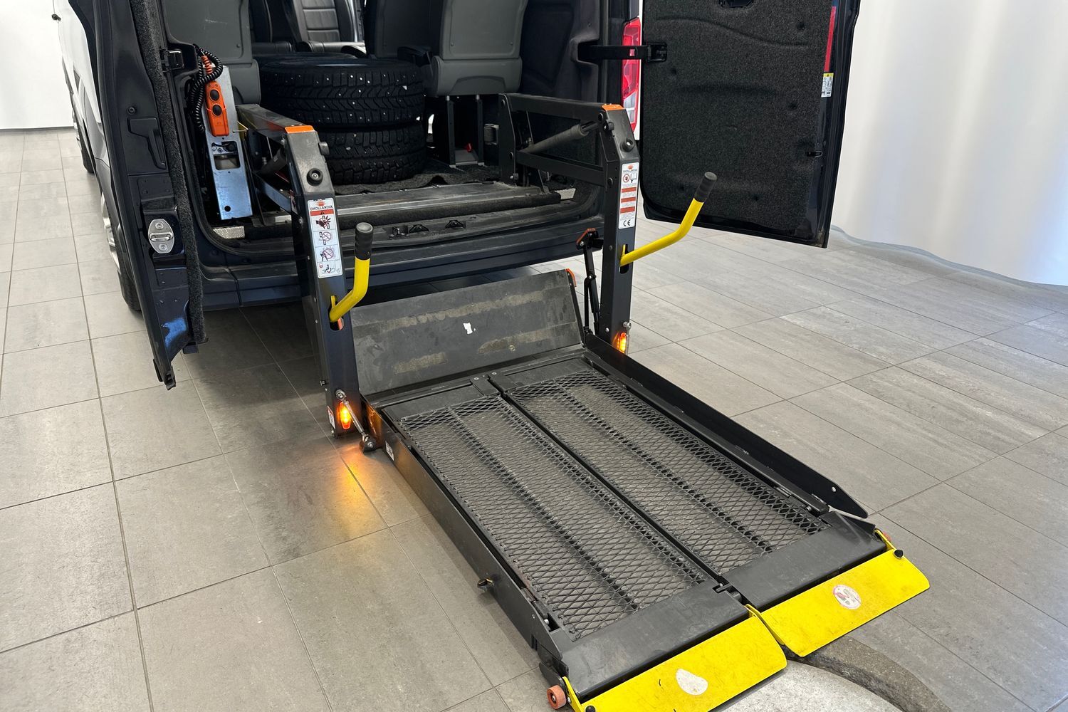 Volkswagen Crafter vaihtoauto