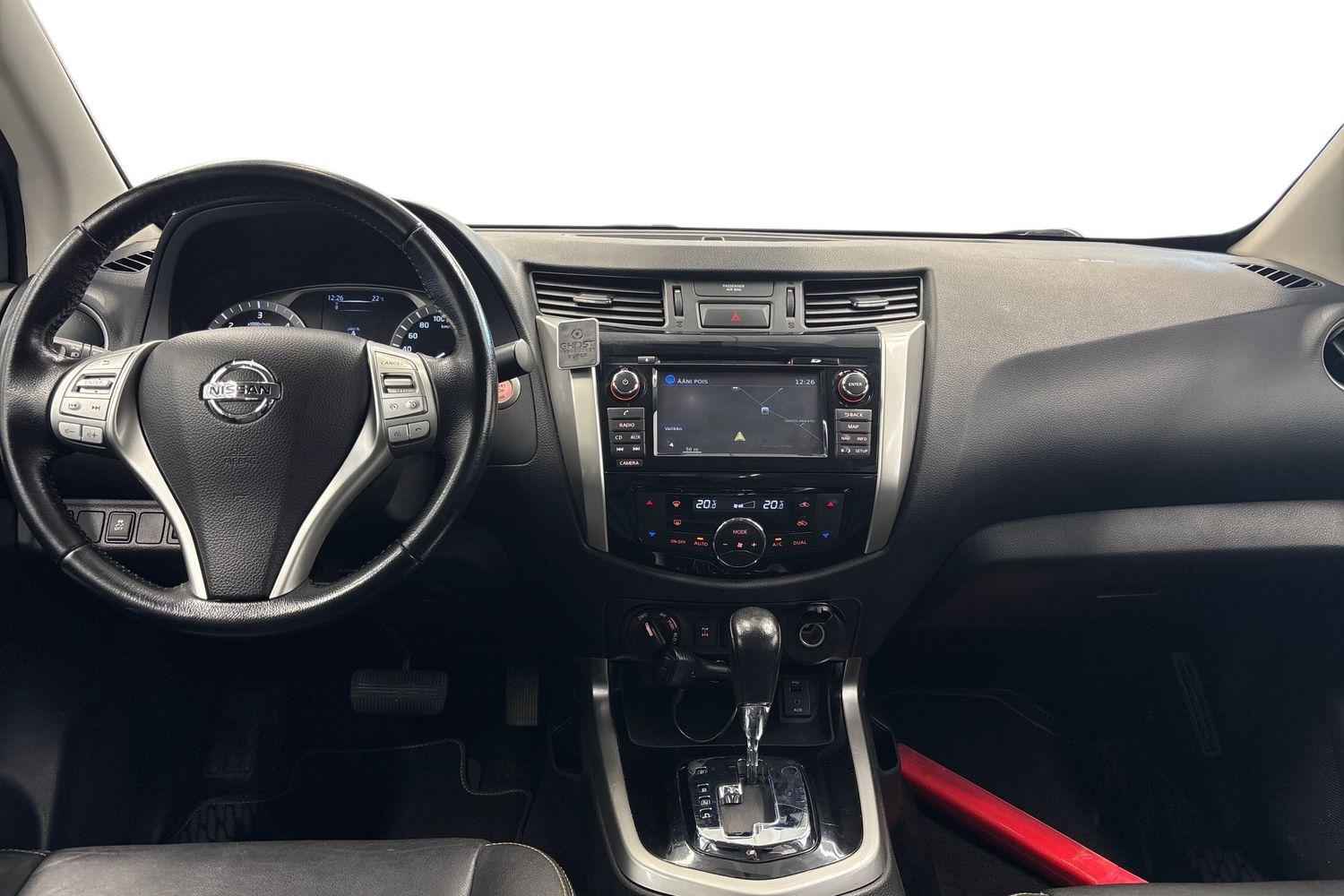 Nissan Navara vaihtoauto