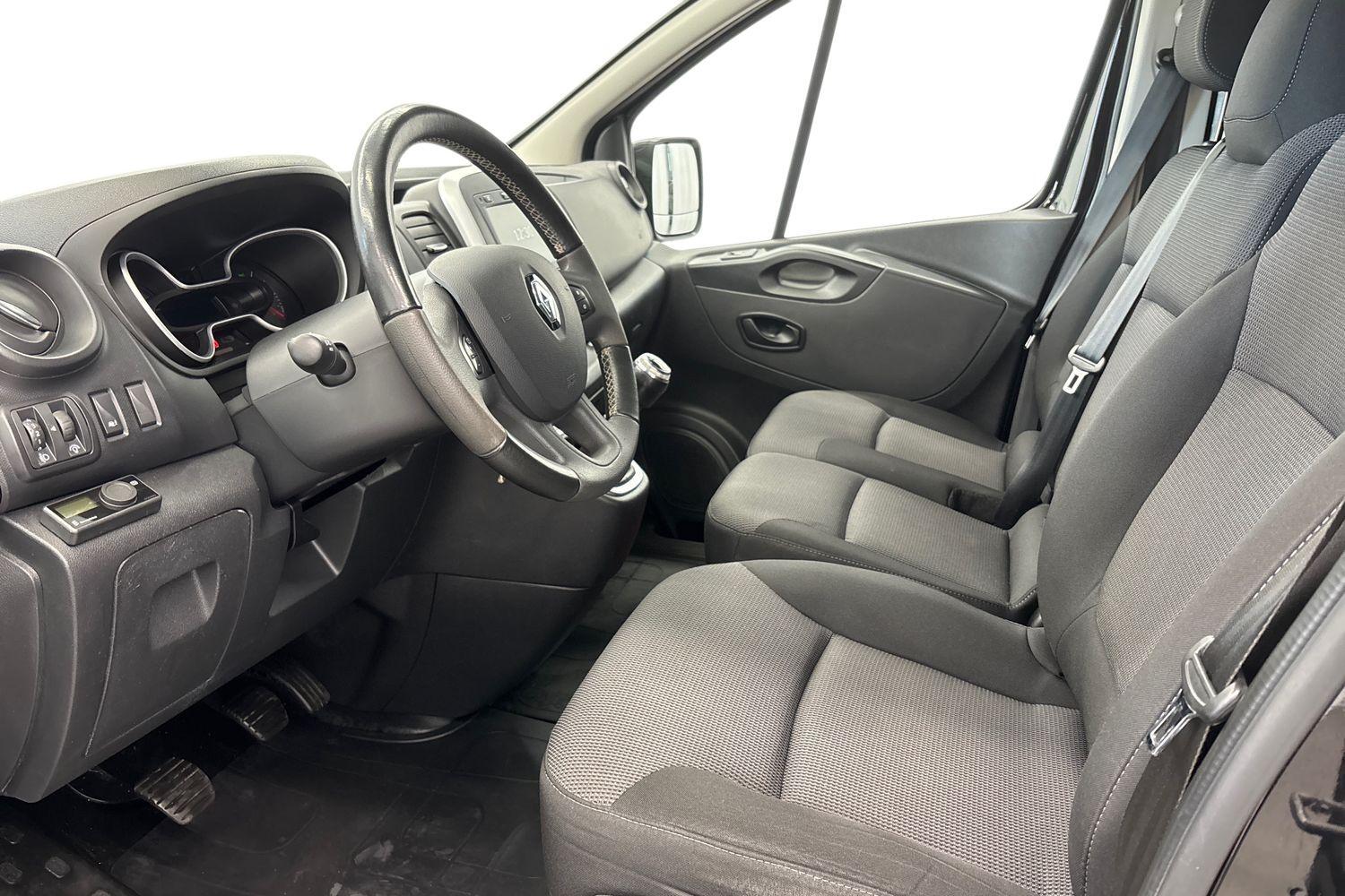 Renault Trafic vaihtoauto