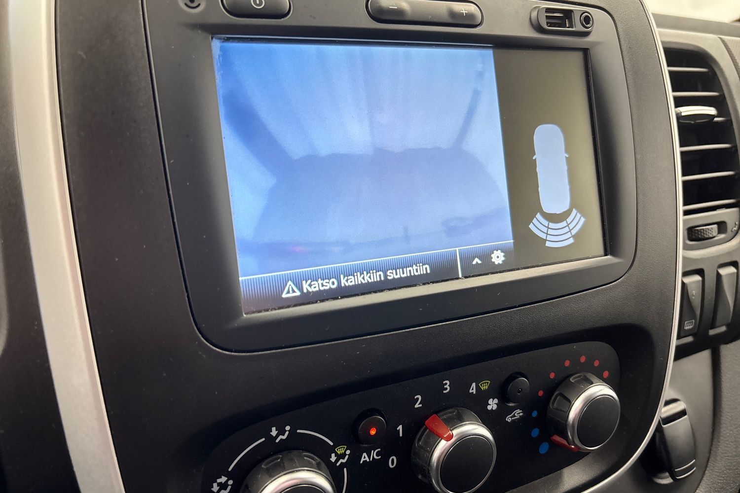 Renault Trafic vaihtoauto