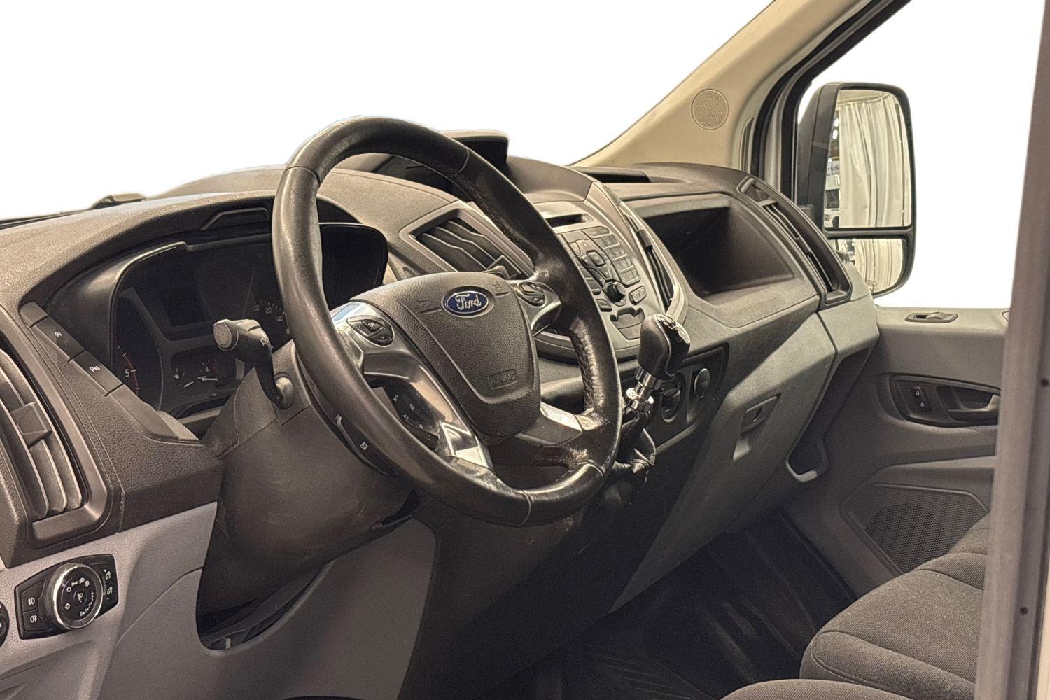 Ford Transit vaihtoauto
