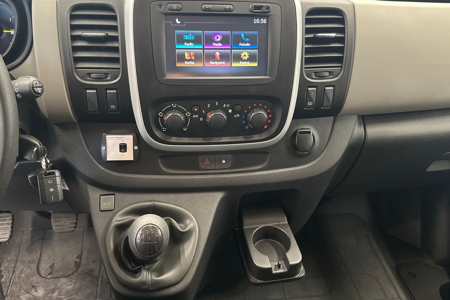 Renault Trafic vaihtoauto