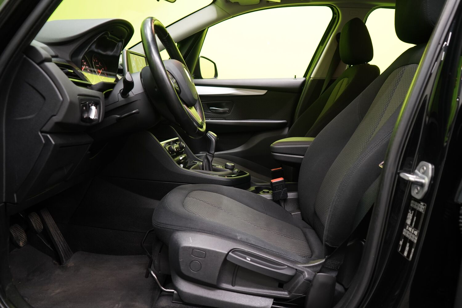BMW 218 vaihtoauto