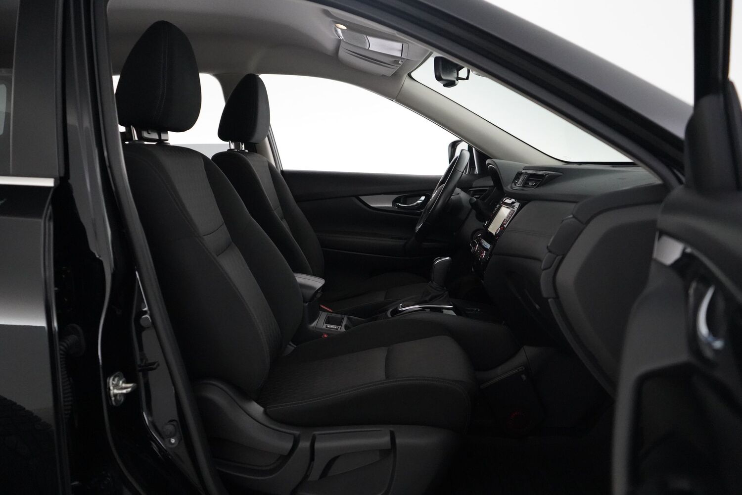 Nissan X-Trail vaihtoauto