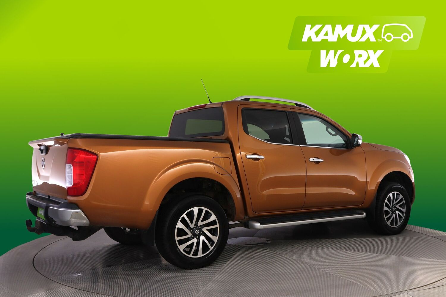 Nissan Navara vaihtoauto