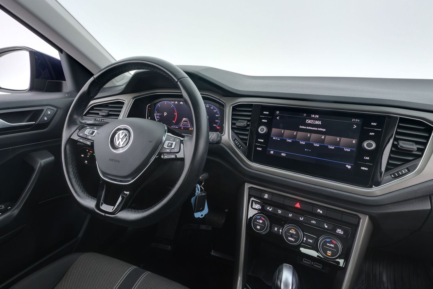 Volkswagen T-Roc vaihtoauto