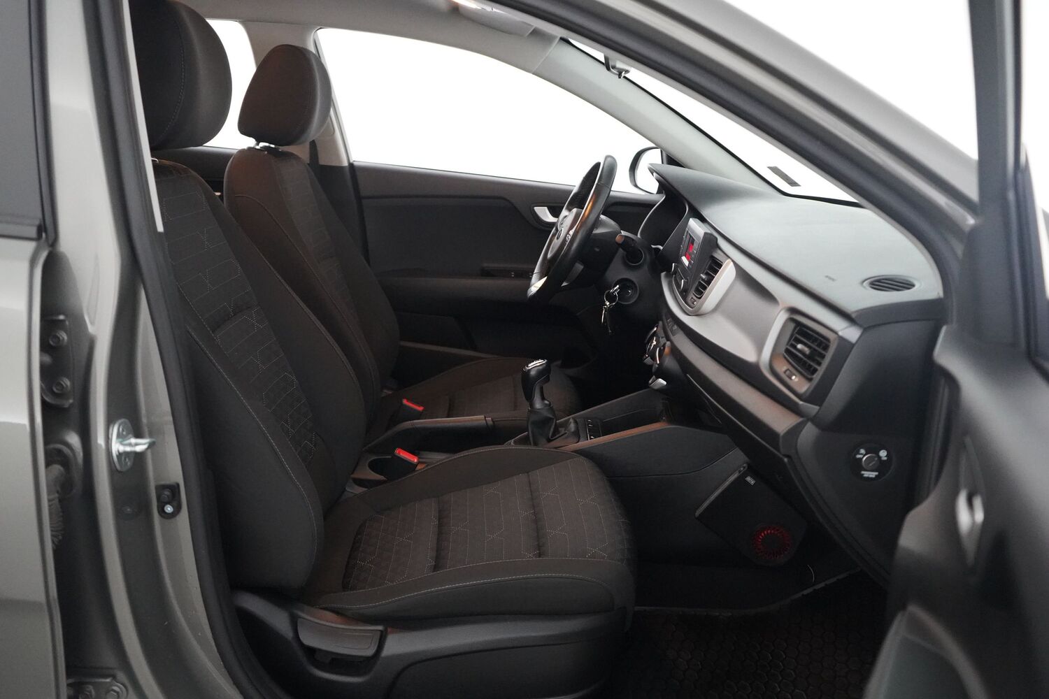 Kia Rio vaihtoauto