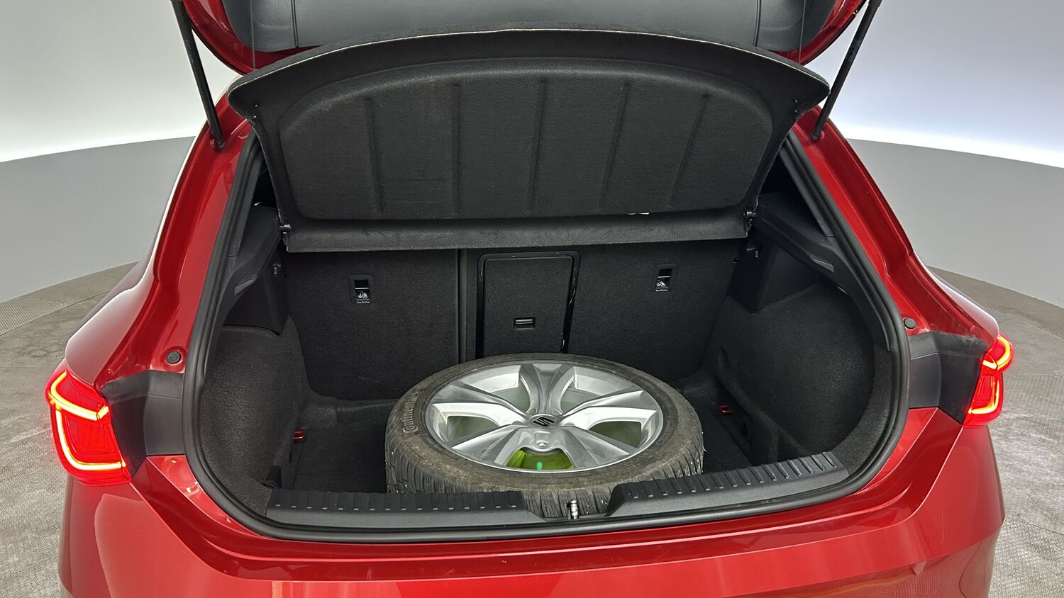 SEAT Leon vaihtoauto