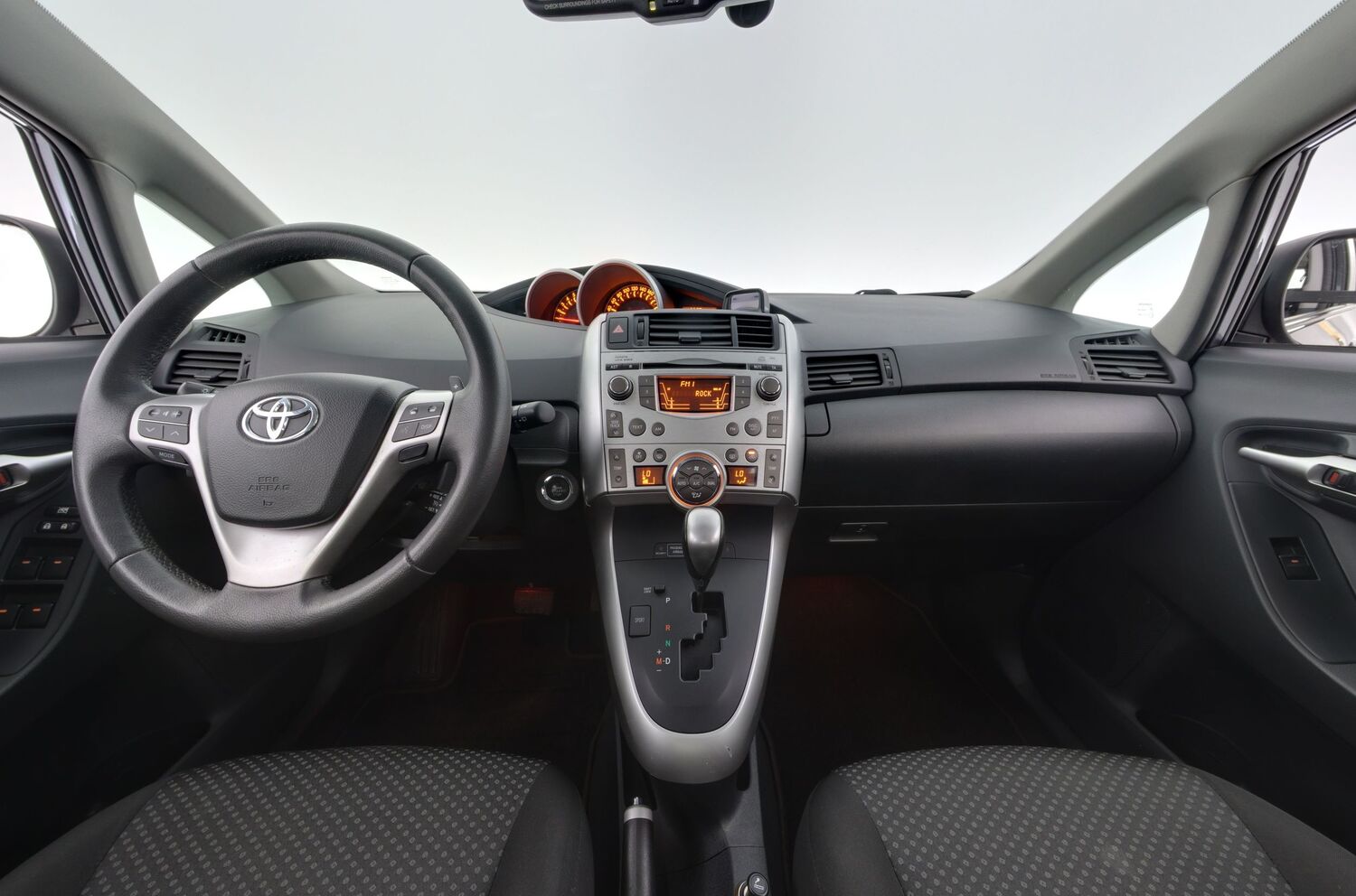 Toyota Verso vaihtoauto