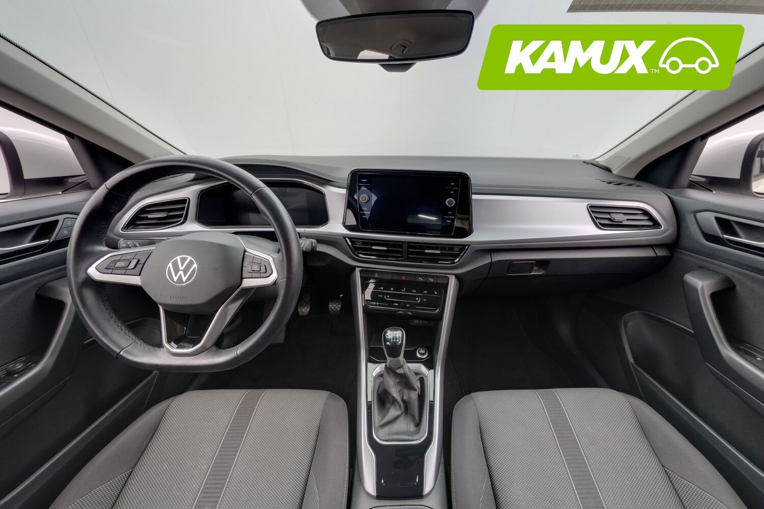 Volkswagen T-Roc vaihtoauto