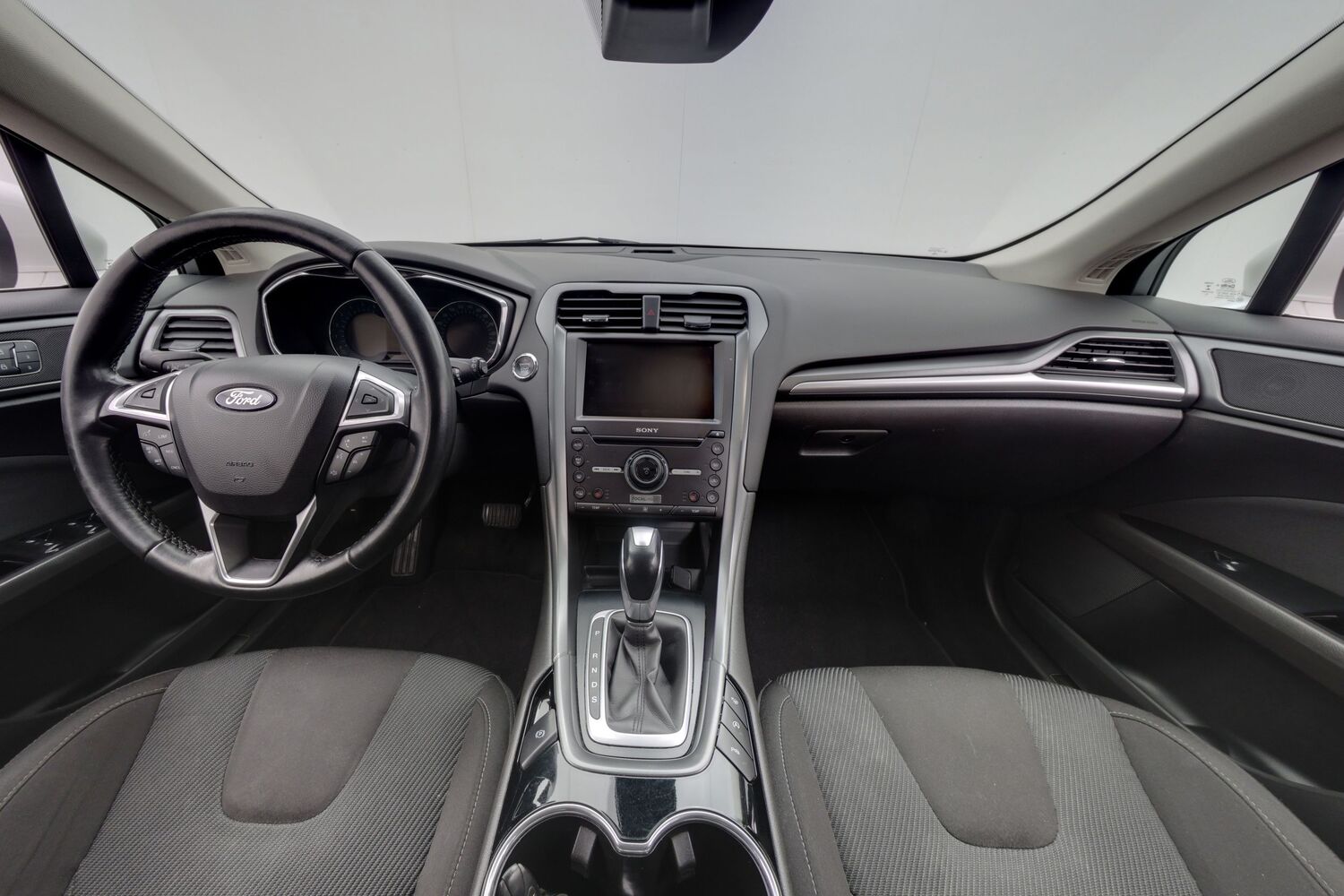 Ford Mondeo vaihtoauto