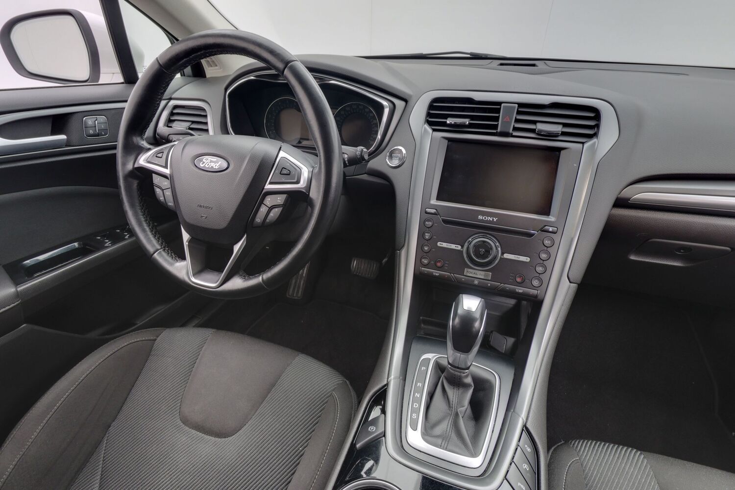 Ford Mondeo vaihtoauto