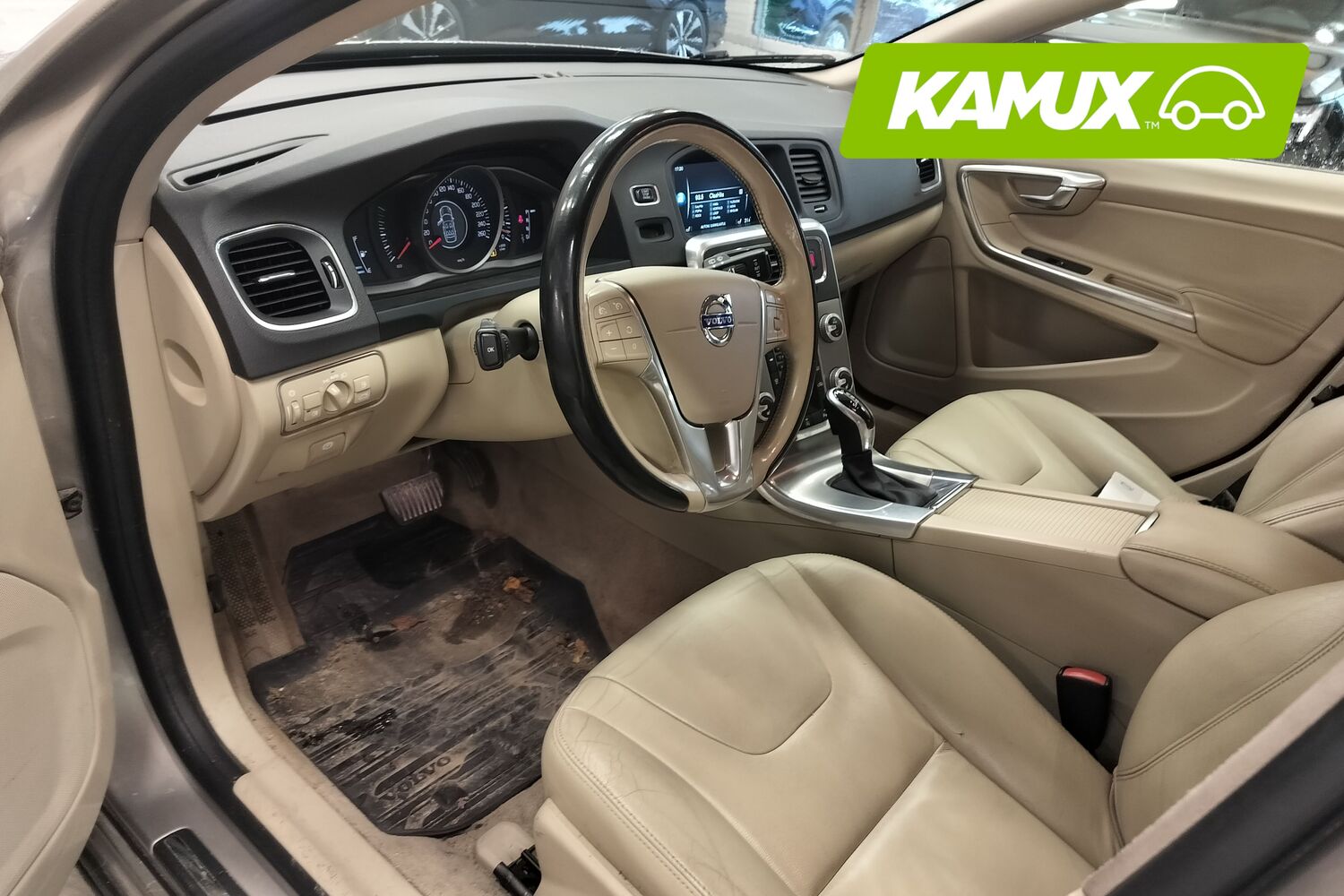 Volvo V60 vaihtoauto
