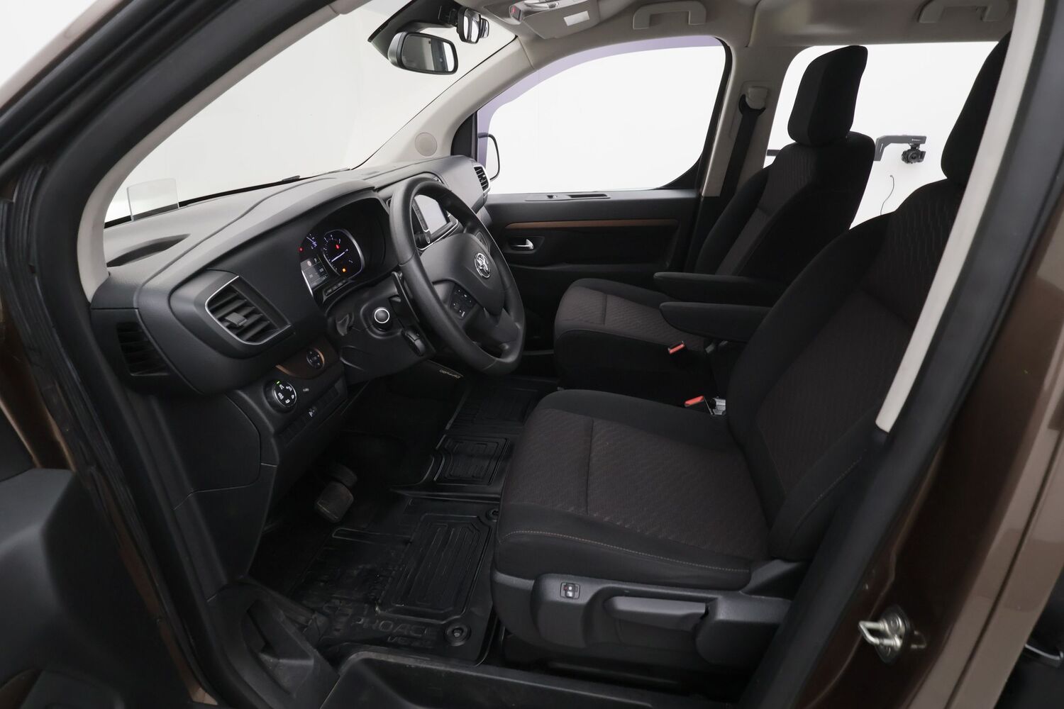 Toyota Proace Verso vaihtoauto