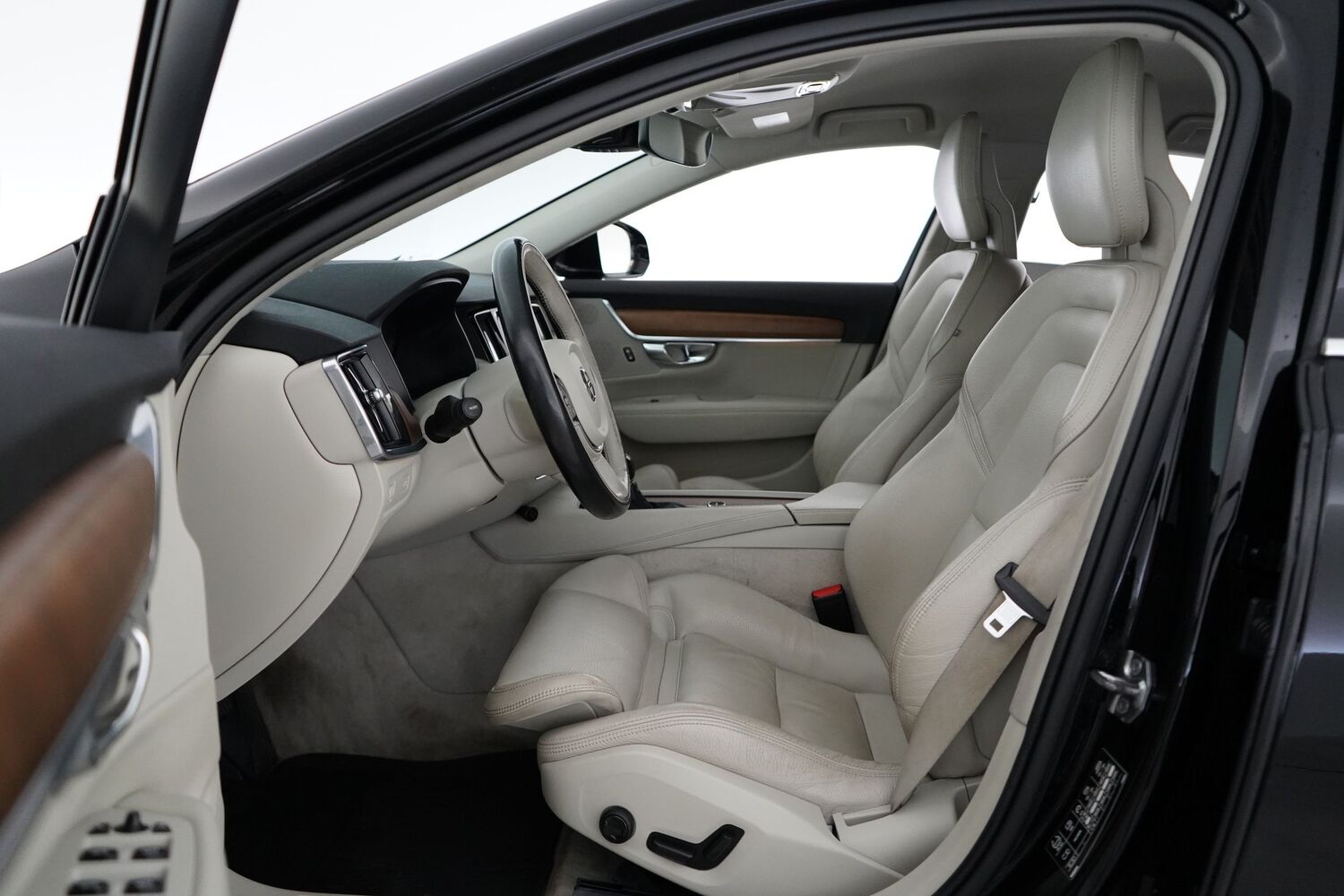 Volvo S90 vaihtoauto