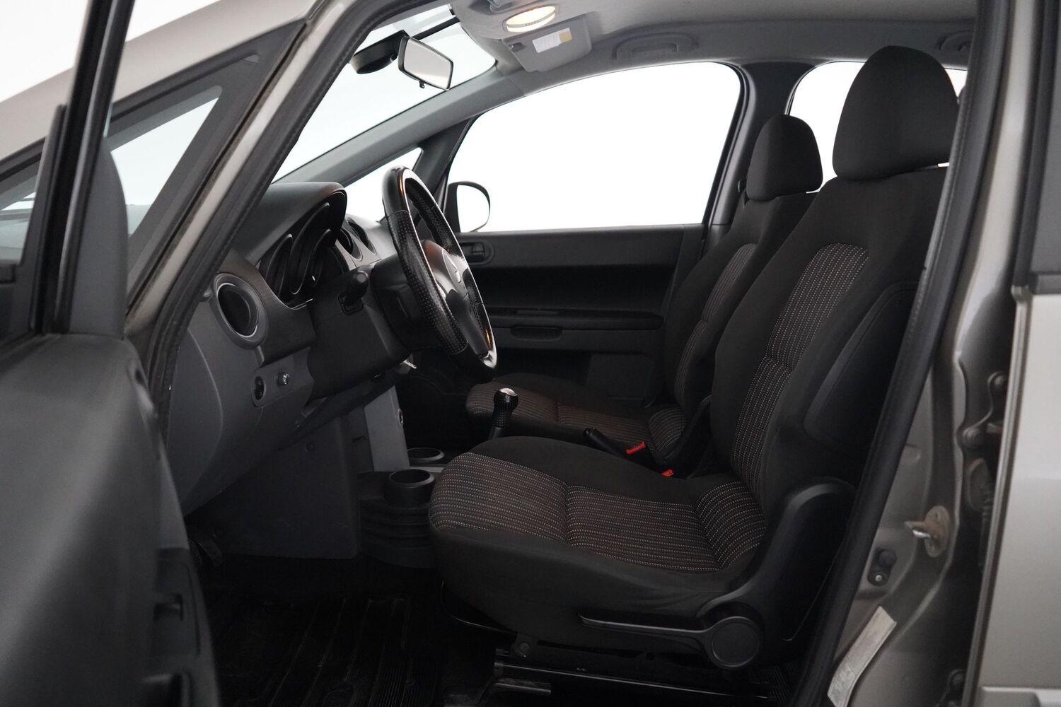 Mitsubishi Colt vaihtoauto
