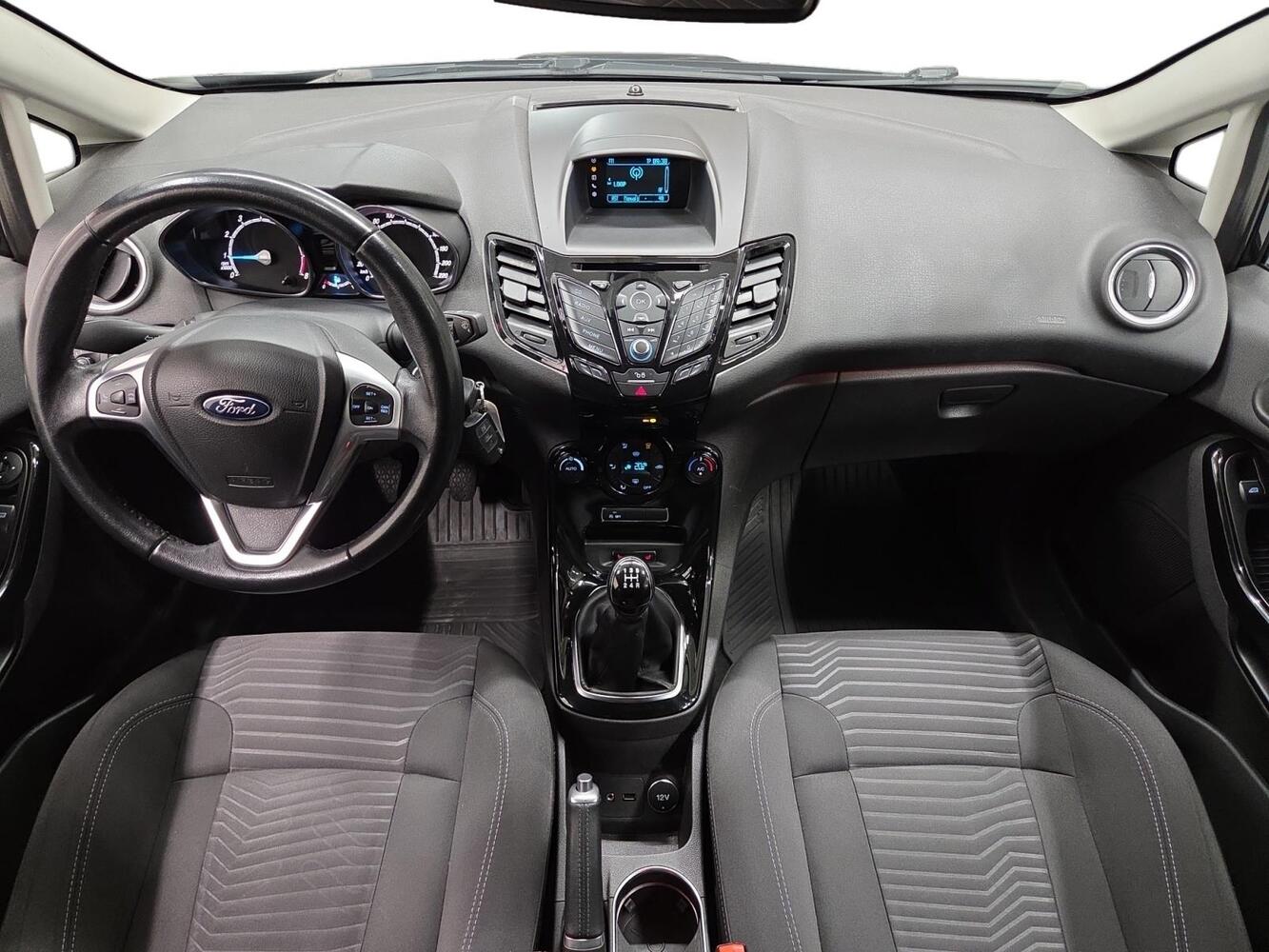 Ford Fiesta vaihtoauto