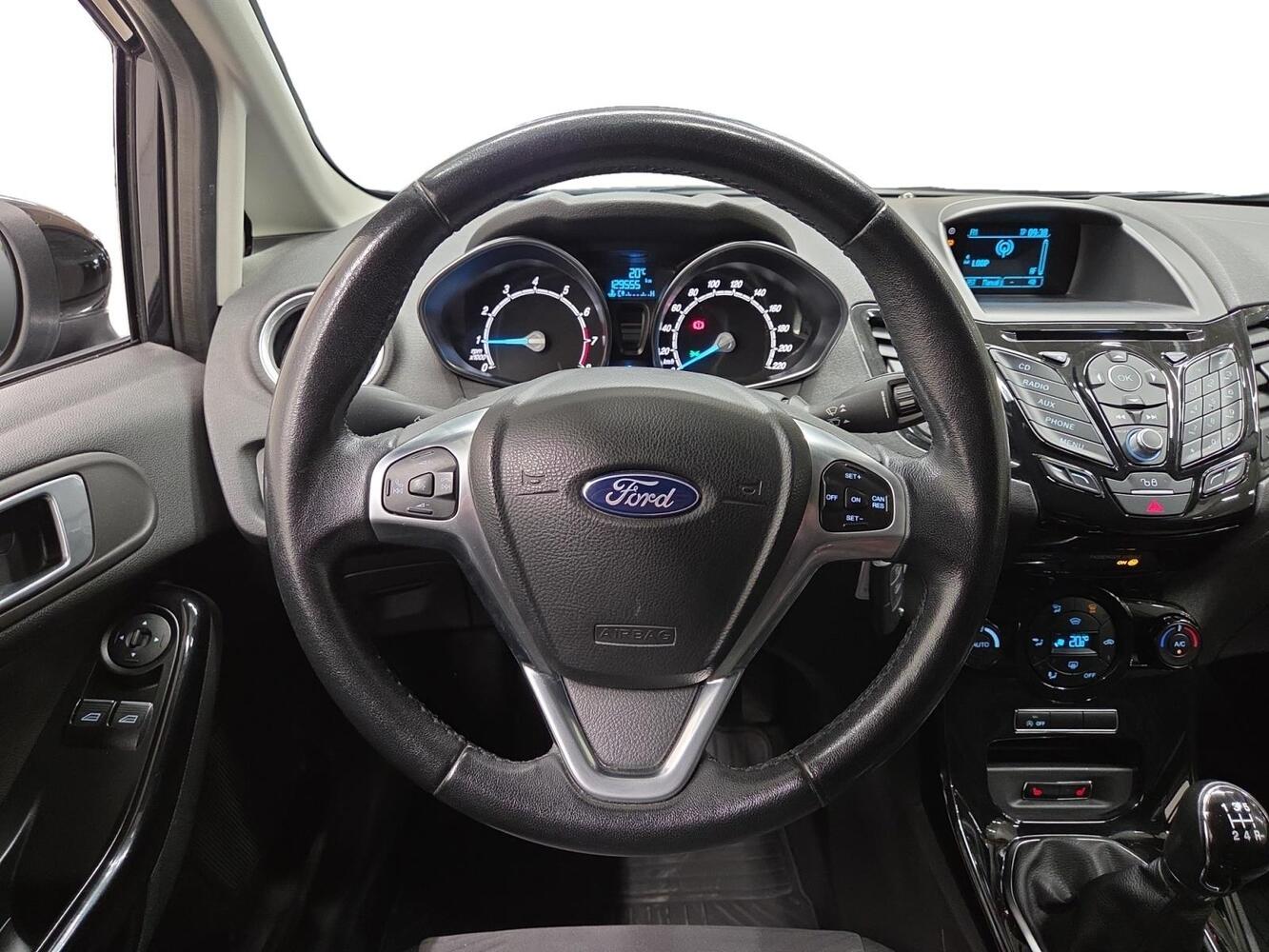 Ford Fiesta vaihtoauto
